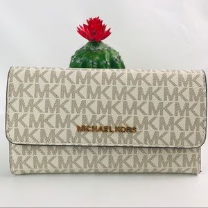Authentic Michael Kors Jet Set Long Trifold Wallet